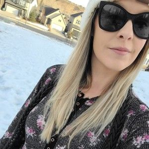 Meet your Posher, Carly